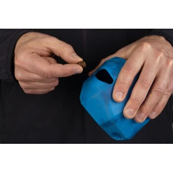 Ruffwear Gnawt-a-Rock™ Spielzeug Blau – Bild 4